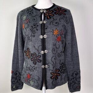 Caamano Gray Alpaca Cardigan Sweater Embroidered Floral Size Small Hook Closure